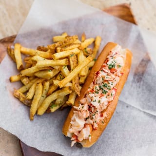 Maine Lobster Roll - Large